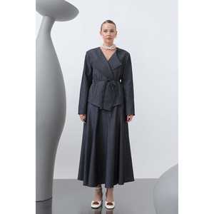 Elegante Conjunto de Traje para Mujer, Color Azul Marino, Estambre, Manga Larga, Otoño, Antiarrugas, con Detalle de Cinturón - Product Image 3