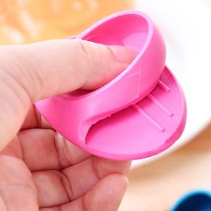 Hot Sale Warmte Isolatie Vingerbedjes Verdikte Hoge Temperatuur Resistente Anti-Scald Keuken Magnetron - Product Image 4