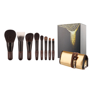 Momei - Juego de 8 Brochas de Maquillaje de Pelo Animal con Mango de Madera, Kit de Brochas para Sombras de Ojos, Esencial para Viajes - Product Image 5
