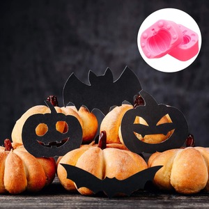 Moule en silicone Citrouille d'Halloween pour gâteaux, fondants, bougies parfumées et savons faits main - Product Image 3