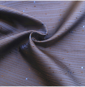 Yüksek Kaliteli Polyester Viskoz Jakarlı Kumaş Jakarlı Astar Takım Elbise İçliği Mont Ceket İç Astarları Özelleştirilmiş Logo - Product Image 2