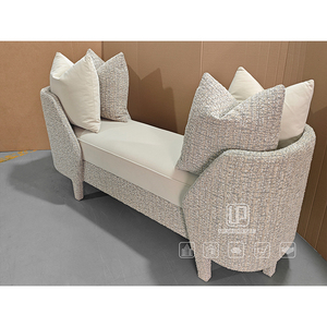 Tabouret de bar contemporain Foshan Long Curve en tissu beige, tabourets et ottomanes pour appartement, bureau, salon, tissu beige - Product Image 1