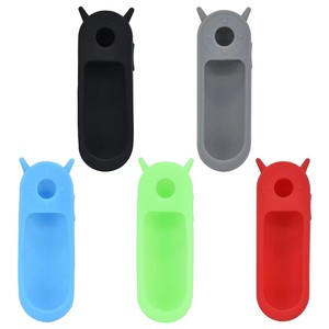 Funda Protectora de Silicona Impermeable para Control Remoto de TV Google 433MHz con 4 Botones, Código Fijo, Funciona con 2 Pilas AA/AAA - Product Image 2