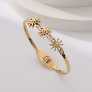 ขายส่งกำไลสแตนเลสสุดหรูสร้อยข้อมือชุบทองกันน้ำและกำไลข้อมือเครื่องประดับแฟชั่น - Product Image 1