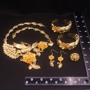 Ensemble de <span class=keywords><strong>bijoux</strong></span> exquis Zhuerrui, collier de haute qualité, <span class=keywords><strong>bijoux</strong></span> de mariage en or, accessoires de costume <span class=keywords><strong>italiens</strong></span>, ensembles de <span class=keywords><strong>bijoux</strong></span> HH19061103 - Product Image 2