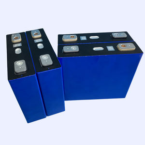 Nuovissima batteria Higee lifepo4 3.2V 100Ah prismatic cell 100ah lfp per EV solar - Product Image 6