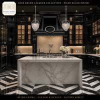 Cuisine complète sur mesure avec armoires laquées noires brillantes, finition piano, hotte de grande portée, îlot en marbre, fabrication OEM
