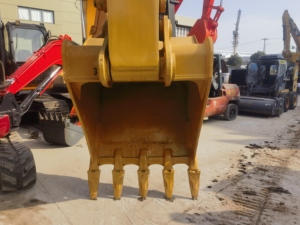 Excavadora hidráulica sobre orugas Cat 330D2L original de Japón 30 toneladas usada, excavadora de segunda mano en stock, excavadora sobre orugas CAT330D2L, gran oferta - Product Image 5