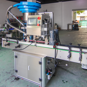 Máquina Tapadora Automática de Alta Velocidad de 40 Piezas/min con Cuatro Ruedas para Alimentos y Cosméticos, con Elevador Alimentador para Botellas y Frascos - Product Image 3