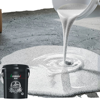 Revêtement de sol en marbre liquide autolissant, résistant à la pression, en époxy, avec sable coloré, imperméable et fini pierre.