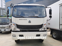 Camion à ordures compacteur à chargement arrière HOWO 4x2 5000L, diesel manuel, 2-20 tonnes, Euro 1, état neuf, pour les industries de la restauration