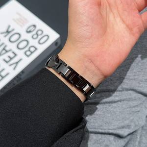 Bracelet en métal à chaîne d'amour à une rangée pour Apple Watch Ultra 42mm 46mm Bracelet en alliage de zinc pour bracelets de montre en métal Iwatch 8/9/10 - Product Image 6