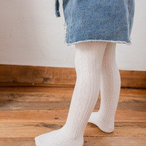 Medias de bebé ricas en algodón de colores lisos personalizadas <span class=keywords><strong>para</strong></span> niñas pequeñas recién nacidas, medias cálidas de algodón suave de punto sólido <span class=keywords><strong>para</strong></span> bebés - Product Image 3