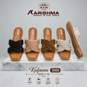 รองเท้าแตะแบบสวมสำหรับผู้หญิง KARISHMA สีดำ แบบเปิดนิ้วเท้า พื้นรองเท้าแบบลิ่ม พร้อมหัวเข็มขัด ทนทาน เหมาะสำหรับใส่ลำลองในฤดูร้อน - Product Image 1
