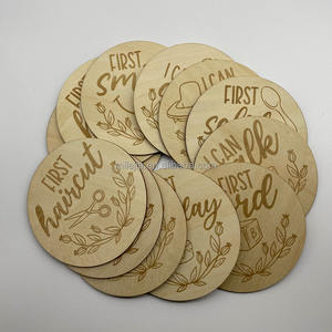 Cartes en bois personnalisées Hello World Birth Cartes mensuelles de nouveau-né Ballon de <span class=keywords><strong>grossesse</strong></span> Disques de jalon mensuels ronds - Product Image 4
