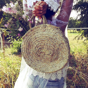Sac de marché rond en paille fait main pour femme - Product Image 1