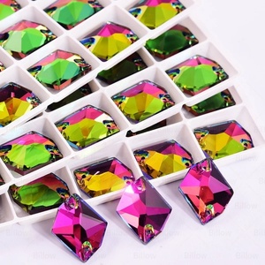 Strass à coudre de qualité supérieure en verre cristal forme cosmique 18 couleurs pour vêtements et accessoires de mariage - Product Image 3