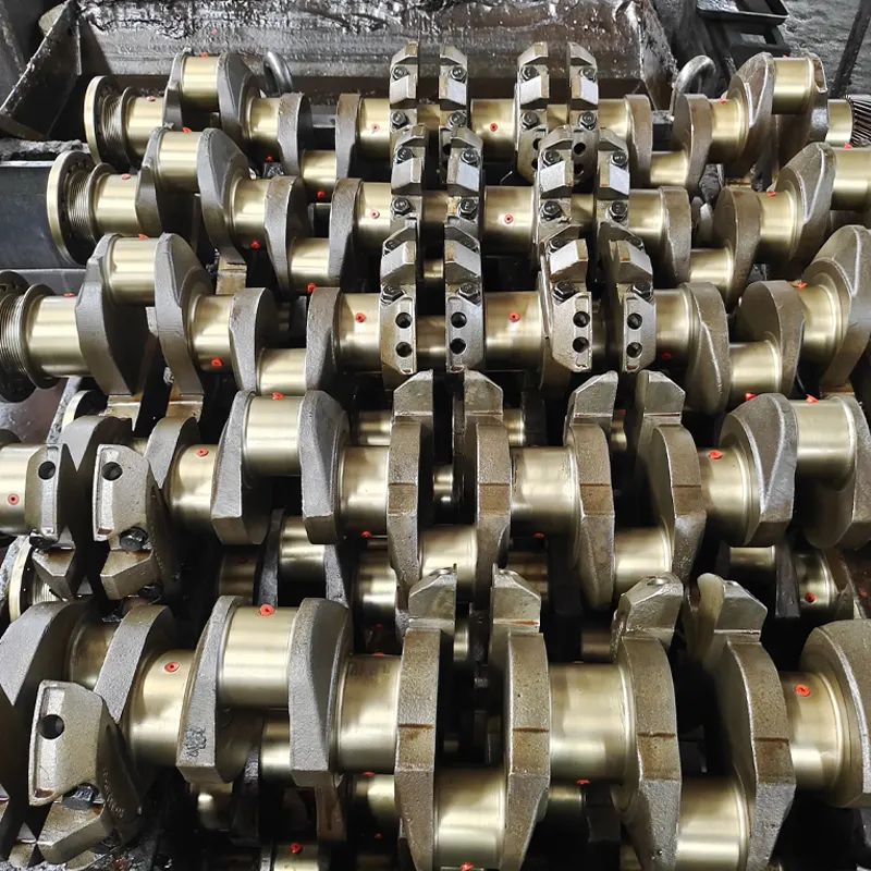 العمود المرفقي لأجزاء محرك كوماتسو الشركة المصنعة عالية الجودة S6D105 S6D107 S6D108 S6D110 العمود المرفقي قضيب الحديد