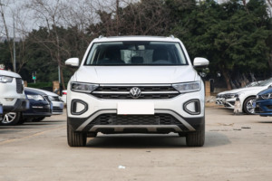 Vente en gros 2023 <span class=keywords><strong>Volkswagen</strong></span> <span class=keywords><strong>T</strong></span>-<span class=keywords><strong>ROC</strong></span> voiture <span class=keywords><strong>d</strong></span>'occasion 280TSI DSG 2WD SUV 5 portes 5 places <span class=keywords><strong>d</strong></span>'occasion à bas <span class=keywords><strong>prix</strong></span> en stock - Product Image 2