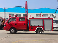 Camion de pompiers DONGFENG 4x2 à moteur diesel, réservoir de 1000 L, véhicule de sauvetage, camion de lutte contre l'incendie à l'eau et à la mousse