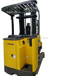 Montacargas japonés original de plataforma elevadora de 2.5t, cuatro direcciones, para uso en almacén, usado, Komatsu 2022, 1 año de garantía - Product Image 1