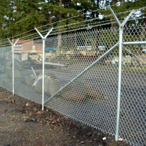 Valla de Privacidad Negra de 8 pies, Ecológica, de Malla de Alambre Galvanizado con Riel Superior, para Perrera, Paneles Temporales de Malla Metálica, con Modelado 3D en Pendiente - Product Image 4