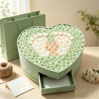 Groothandel op maat gemaakte fluwelen hartvormige bloemenbox met lade, eeuwigdurende roos in doos, cadeaudoos voor babyshower