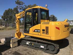 New <b>Model</b> 7.5Ton Crawler Excavator SE75 With Hydraulic Pump - Product Image 3