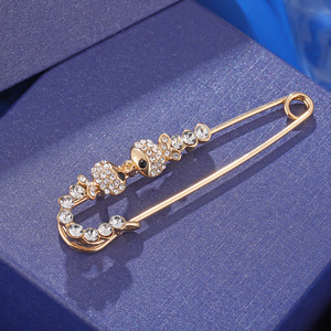 Broche de Flor con Pedrería de Aleación de Zinc para Mujer, Pin de Moda, Regalo, 7.5*2cm - Product Image 4