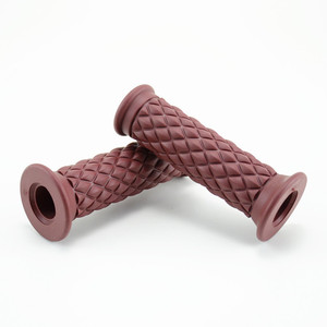 Poignées de guidon antidérapantes en caoutchouc KB pour moto 7/8" (22mm/24mm) pour Italika//Yamaha/<span class=keywords><strong>KYMCO</strong></span>/Intimidator/John - Product Image 2