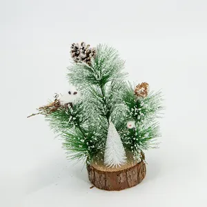 christmaヤシの木 Suppliers-2022年のトレンディなクリスマスツリーと松ぼっくりの車の装飾品の装飾クリスマスハウスの装飾インテリアアクセサリー