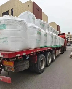 Bouteille PET transparente Pet 302 puces résine Iv 0.80 minérale pour bouteille d'eau matières premières - Product Image 4