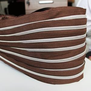 <span class=keywords><strong>Fermeture</strong></span> à glissière en <span class=keywords><strong>plastique</strong></span> pour chaussures, sac à dos, film de métallisation, 200 mètres par rouleau - Product Image 2