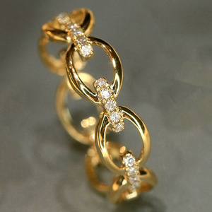 Anello Geometrico a Cerchio per Donne, Design Semplice per Uso Quotidiano - Product Image 1