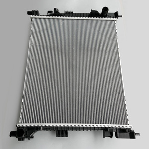 Nuevo Radiador de Refrigeración del Motor 55038002AI para Jeep Grand Cherokee 2011-2015 3.0T con 6 Meses de Garantía - Product Image 1