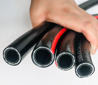 Tuyau tressé renforcé pour gaz, air et carburant en caoutchouc pour systèmes de distribution d'huile moteur et de transport automobile, résistant à la coupure