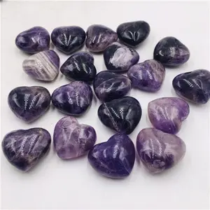 Quartz Polished Heart Stones Decorated Natural Beautiful Amethyst Crystal Heart Crystals Healing Stonesペンダント