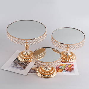 Lüks altın Metal kek <span class=keywords><strong>stand</strong></span>ı Modern tatlı depolama raf ev ve düğün dekorasyon için - Product Image 1