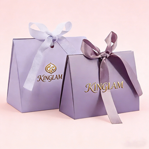 Sac cadeau <span class=keywords><strong>en</strong></span> carton artisanal avec logo personnalisé, ruban, fermeture magnétique et impression UV, cadeaux de mariage, boîtes cadeaux dorées - Product Image 5