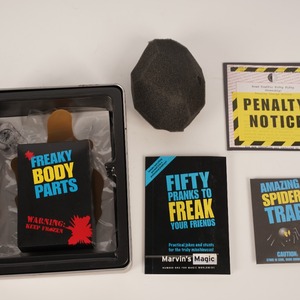 Set de 50 Bromas Mágicas de Marvin, Juguetes de Broma de Fantasía y Ciencia Ficción para Niños y <span class=keywords><strong>Adultos</strong></span>, Accesorios de Araña, Trucos de Magia, Regalo Perfecto para Amigos - Product Image 5
