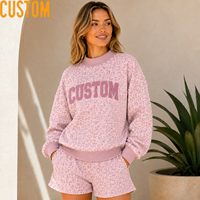 Ensemble décontracté chic deux pièces pour femme : sweat-shirt oversize à col montant imprimé léopard rose personnalisé et short avec broderie appliquée