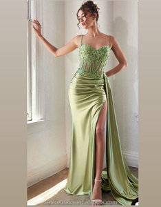 MB40424 <span class=keywords><strong>Vestido</strong></span> de Noche Sexy con Abertura Alta y Tirantes Espagueti, Estilo Sirena, Adornado con Hermoso Bordado Floral 3D y Falda Lateral Elegante - Product Image 3