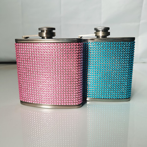 Gourde à liqueur pour femme, <span class=keywords><strong>petite</strong></span> forme carrée, diamant, 6 oz, mini gourde à <span class=keywords><strong>whisky</strong></span> avec entonnoir, gourde en acier inoxydable portable pour l'extérieur - Product Image 5