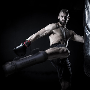 Protège-<span class=keywords><strong>tibia</strong></span> Muay Thai avec logo personnalisé, noir, protège-<span class=keywords><strong>tibia</strong></span> MMA - Product Image 4