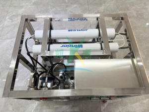 Pequeño equipo de desalinización de agua de mar 1000LPD Máquina de tratamiento de desalinización de agua salada de ósmosis inversa adecuada para Isla - Product Image 6