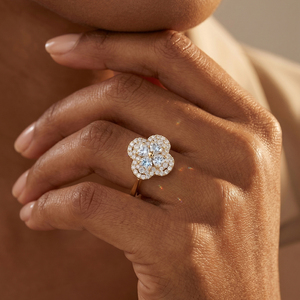 Bague élégante en argent sterling 925 Rinntin SMOR18, trèfle à quatre feuilles en moissanite, ajustable, couleur D, VVS, style fleur - Product Image 4