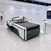 Traceur de découpe numérique CNC à plat à couteau oscillant pour mousse XPE expansée, vinyle graphique et carton d'exportation