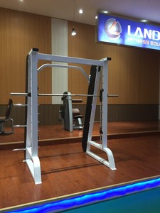 Machine <span class=keywords><strong>Smith</strong></span> Commerciale Professionnelle 290 kg, Rack de Squat Robuste avec Roulements Linéaires pour l'Entraînement Musculaire en Salle de Sport - Product Image 3