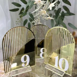 新设计亚克力镜子金色镂空婚礼桌号码位置卡，带透明底座