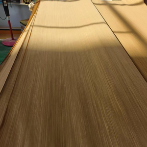 Chapa de Madera de Ingeniería Ecológica con Diseño de Madera Rizada - Chapa con Patrón Natural Único para Incrustaciones Decorativas en Hoteles <span class=keywords><strong>y</strong></span> Muebles - Product Image 5